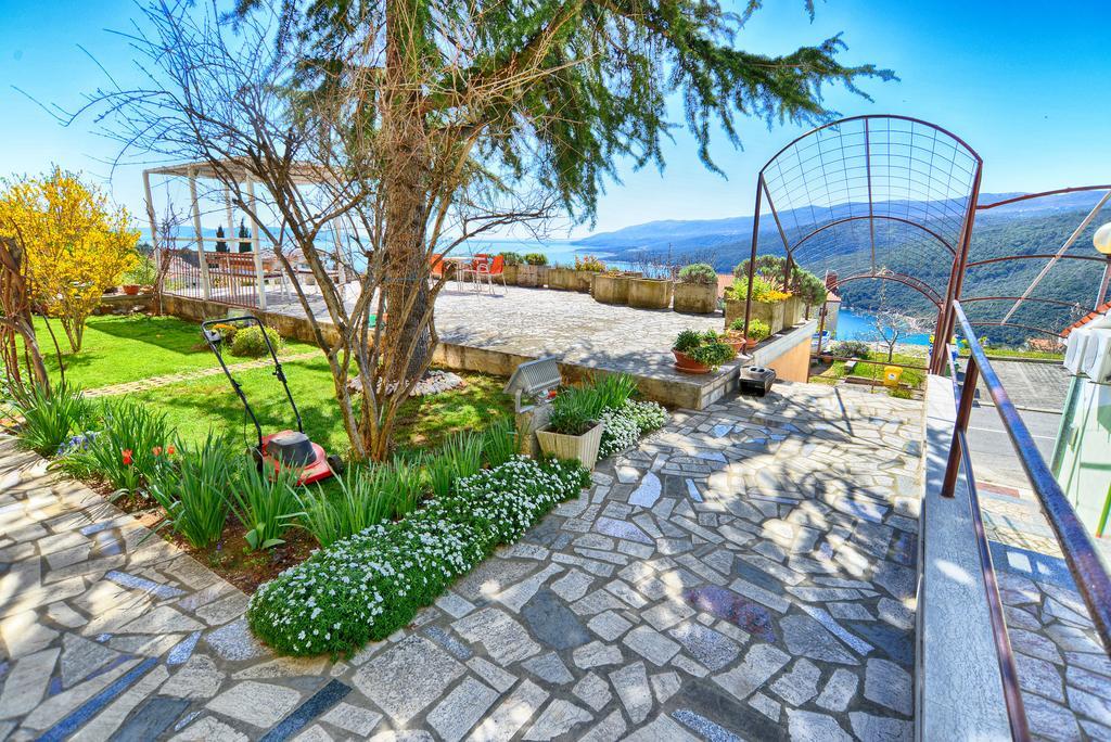 Apartments Creska 629 Rabac Exterior foto